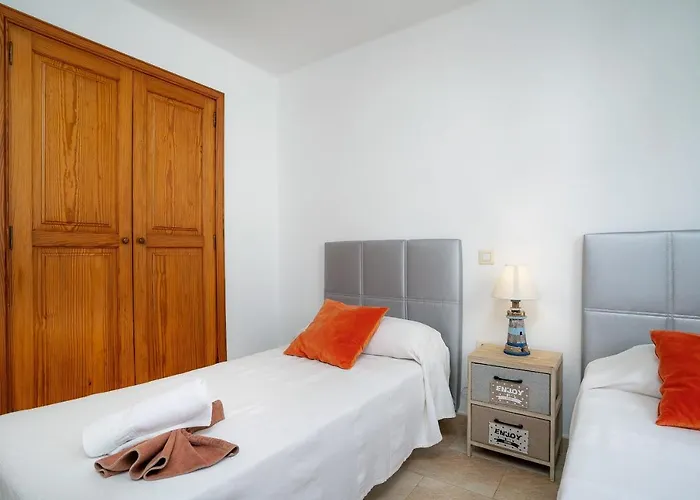 Vv Tamia By Hh فيلة