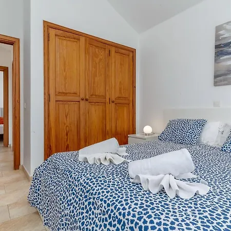 Vv Tamia By Hh فيلة